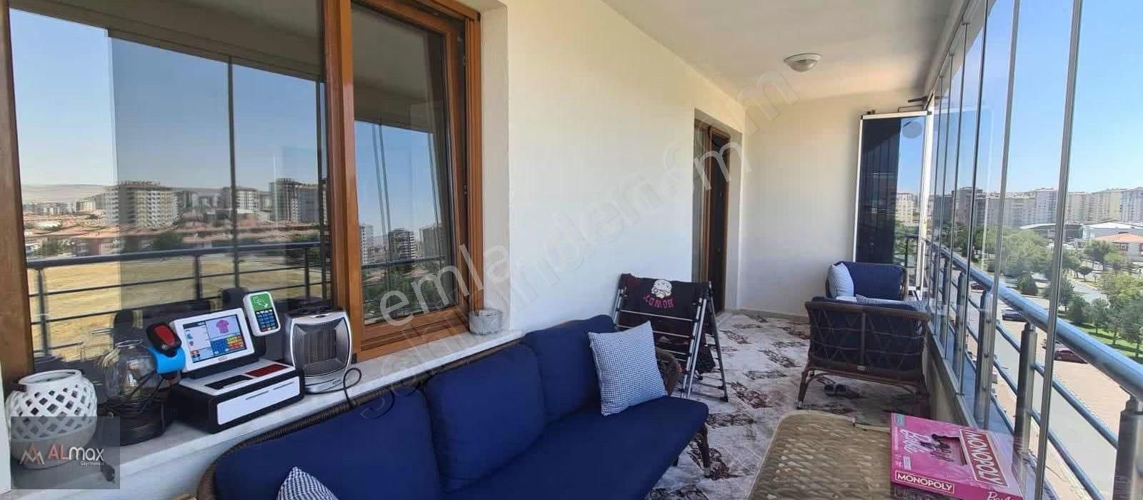 Sümer Mahallesi'nde 4 + 1 Ultra Lüks Daire - Görsel 13