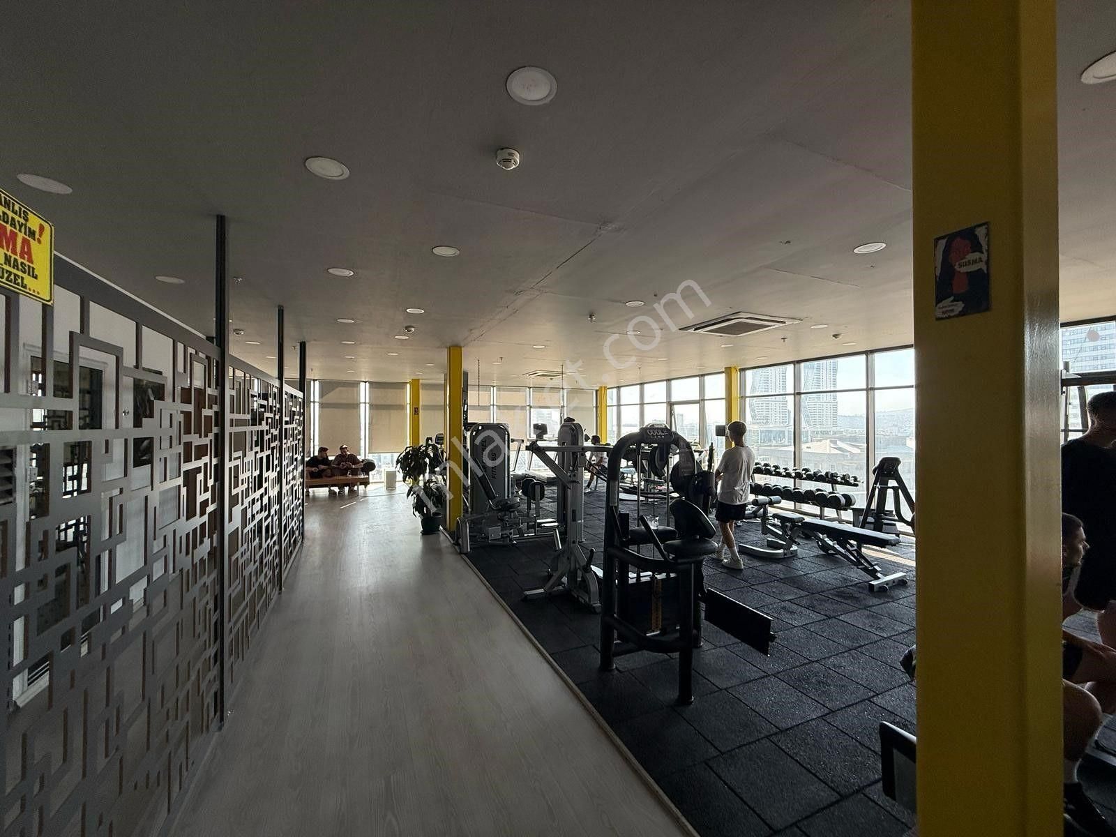 Bayraklı Ontan Rezidansta 1+1 Eşyalı Kiralık Daire - Görsel 16