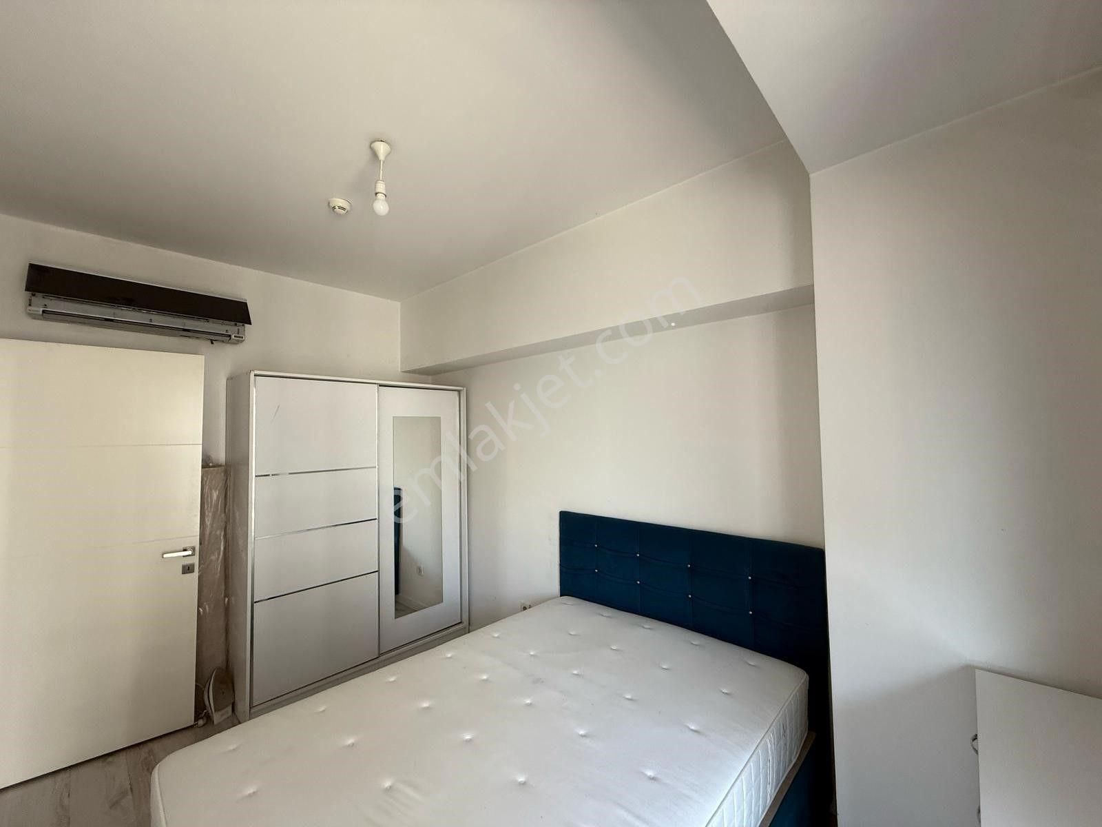 Bayraklı Ontan Rezidansta 1+1 Eşyalı Kiralık Daire - Görsel 25