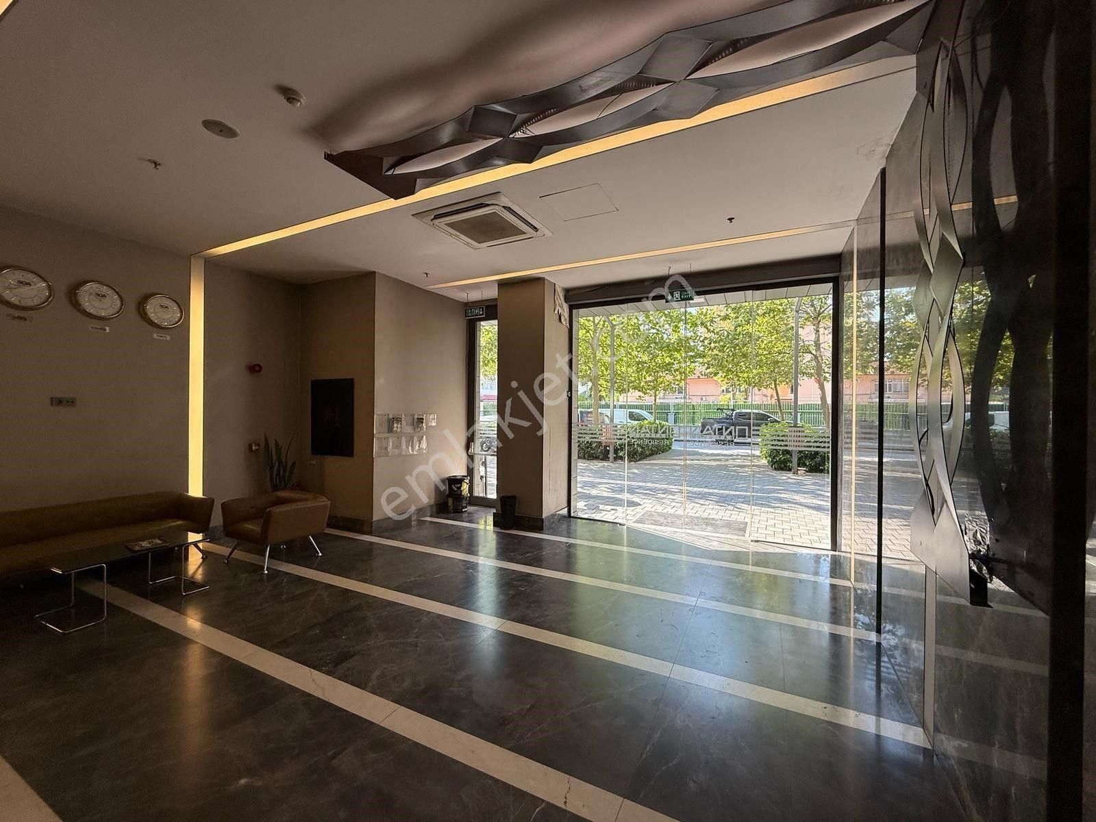 Bayraklı Ontan Rezidansta 1+1 Eşyalı Kiralık Daire - Görsel 3