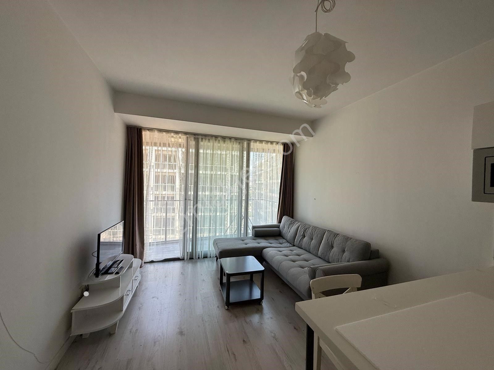 Bayraklı Ontan Rezidansta 1+1 Eşyalı Kiralık Daire - Görsel 19