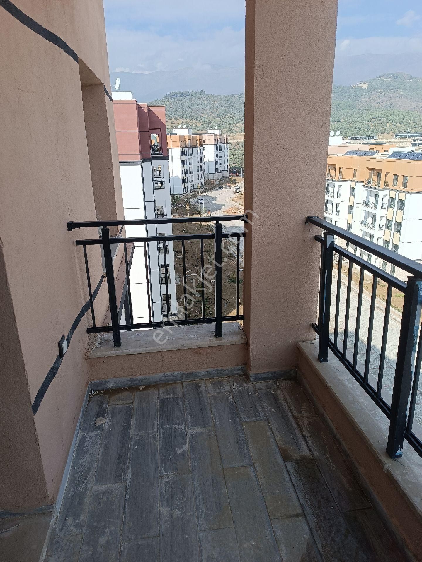 Dikmece Tokilerinde 1 Etapta Kiralık Daire - Görsel 10