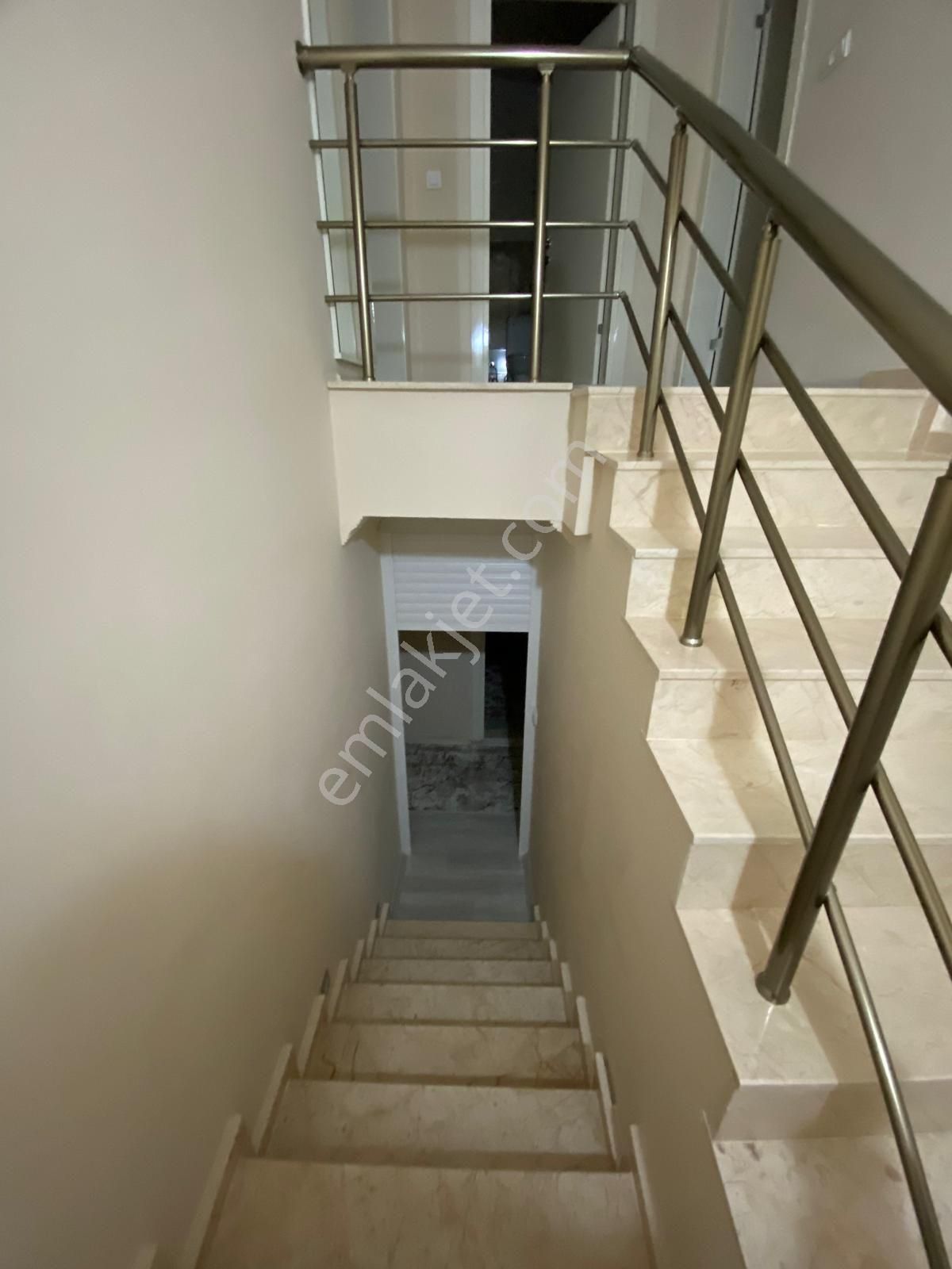 Aydın Söke Çeltikçi Mah. Ana Cadde Üzeri Doğalgazlı Asansörlü 3+2 Satılık Dublex - Görsel 11