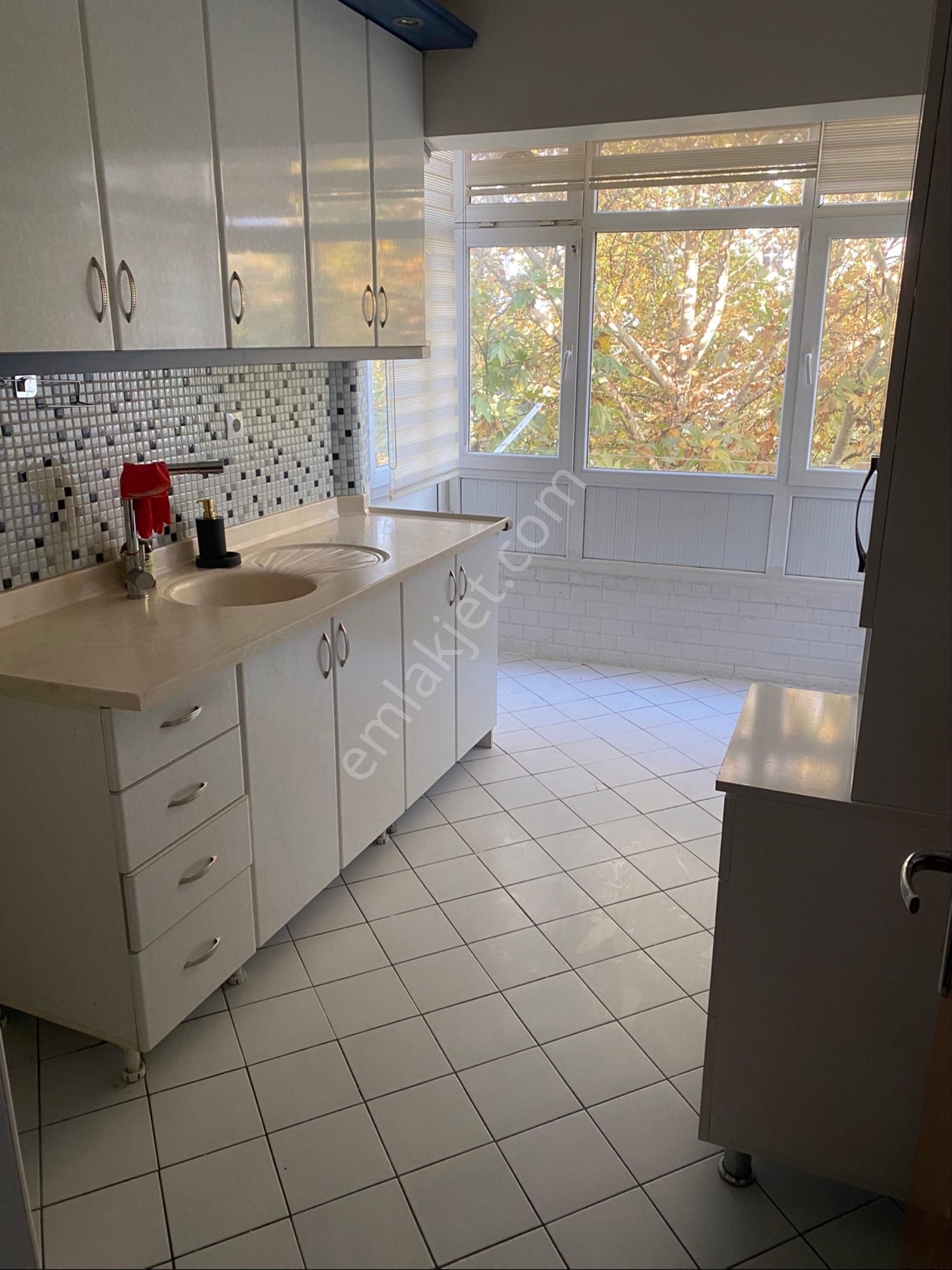 Sahibinden 3+1 Asansörlü Otoparklı Daire - Görsel 9