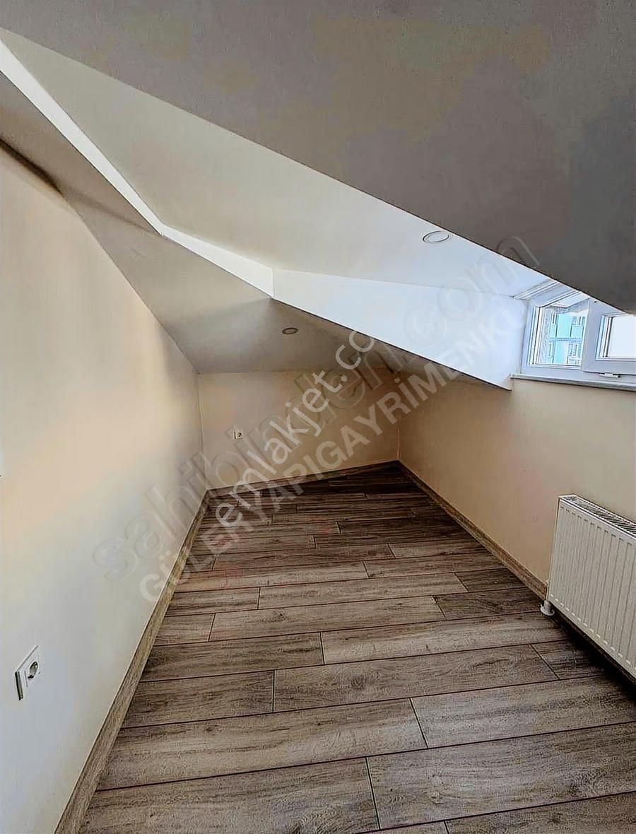 6+2 Dublex Ebeveyn Banyolu Caddeye Yakın - Görsel 7