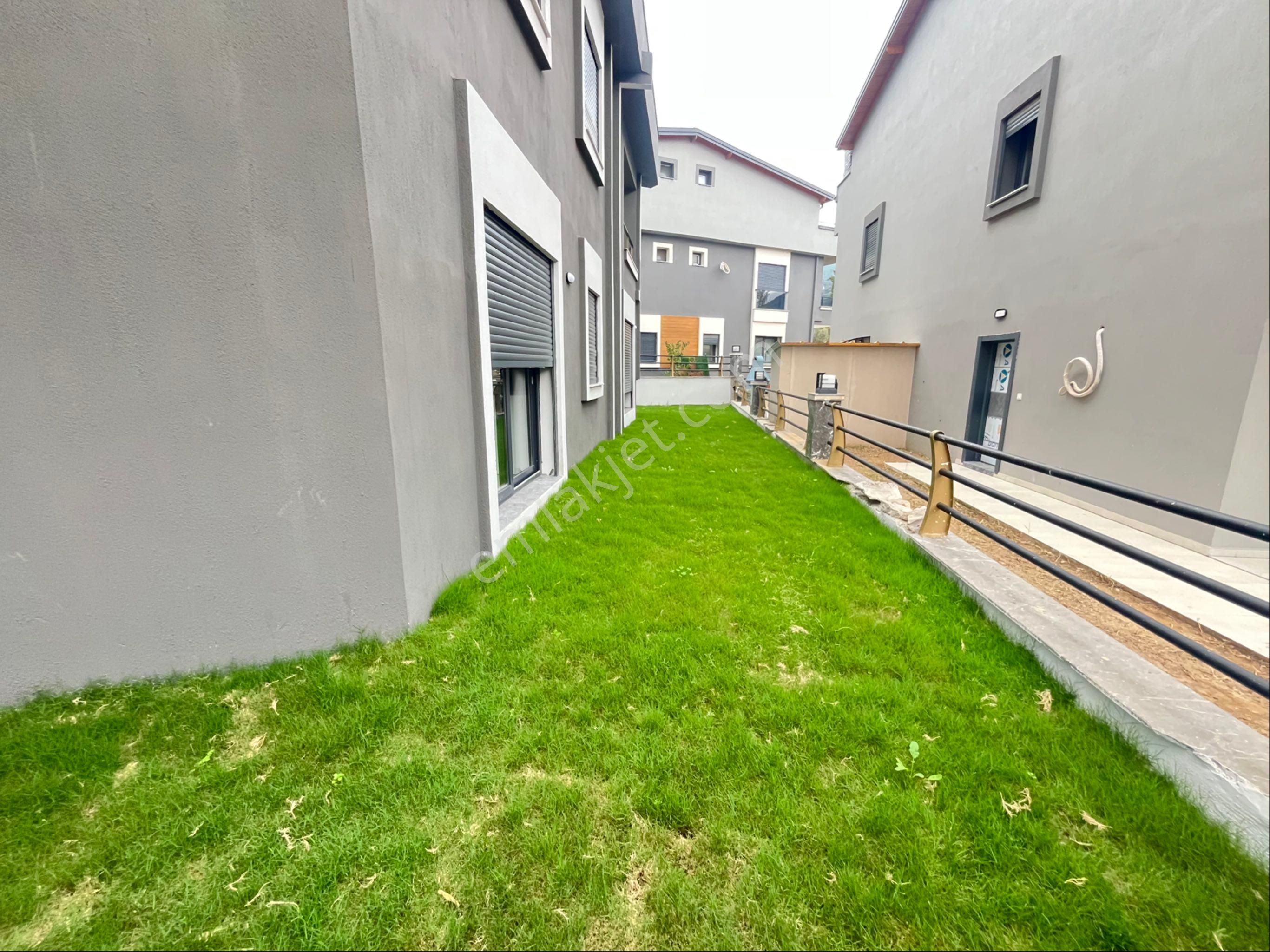 Özderede Merkezi Konumda Denize 400mt 3+1 Villa - Görsel 4