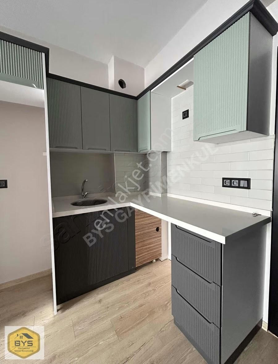 Bys'den Hasanağa Bahçesine Komşu Kiralık 1+1 Daire - Görsel 18