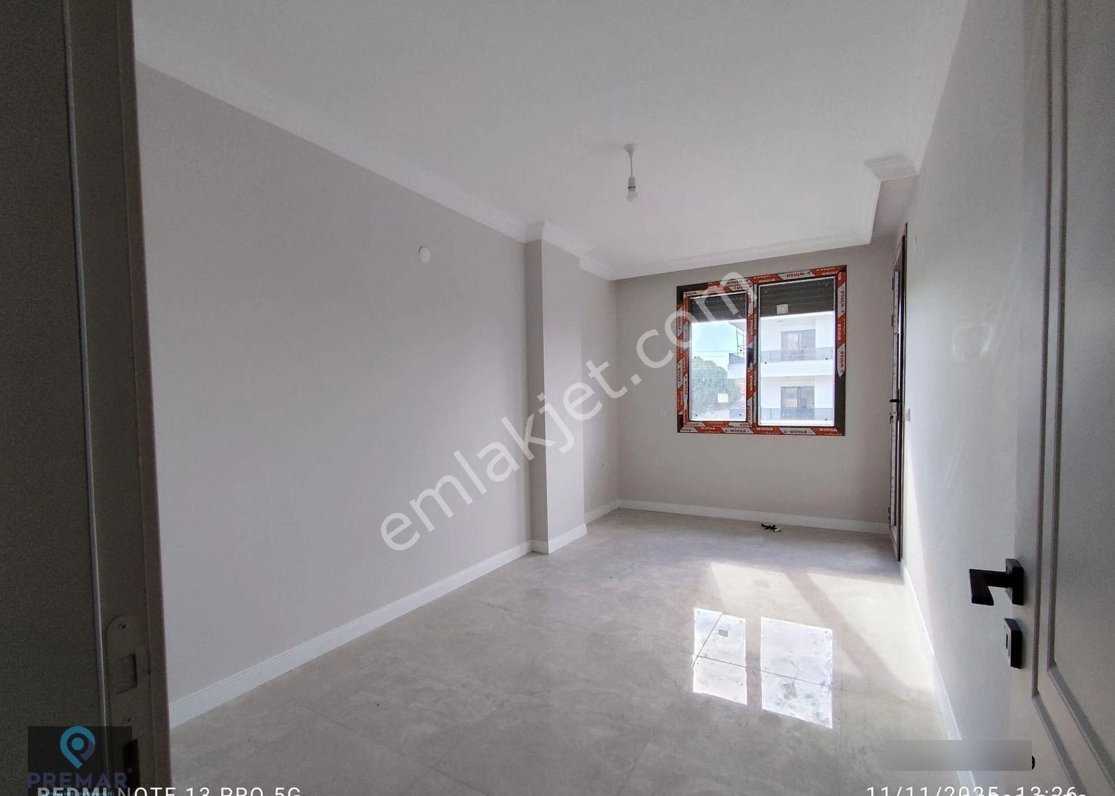 Ayvalık Altınovada 3 Katlı Binanın 1.katı: 2+1 Sıfır Lüks Daire - Görsel 5