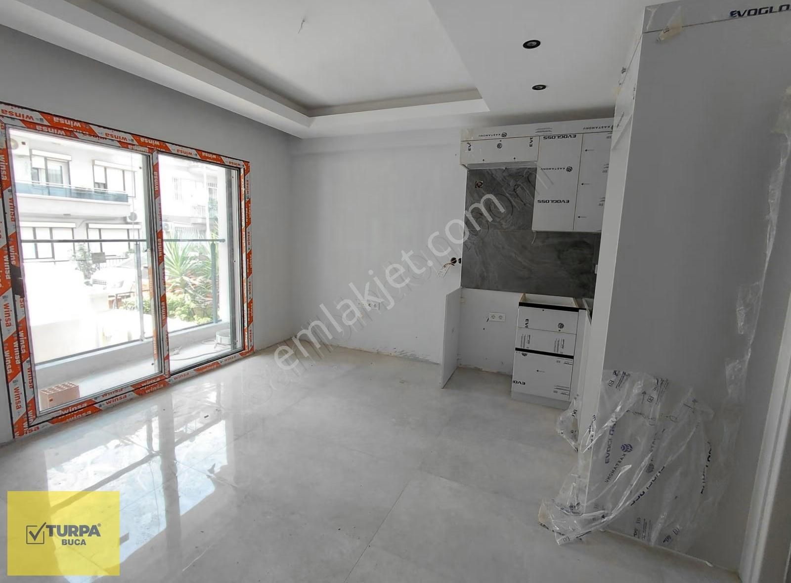 Turpa Buca'dan Satılık 1+1 Yerden Isıtmalı Sıfır Daire Efeler Mh - Görsel 2