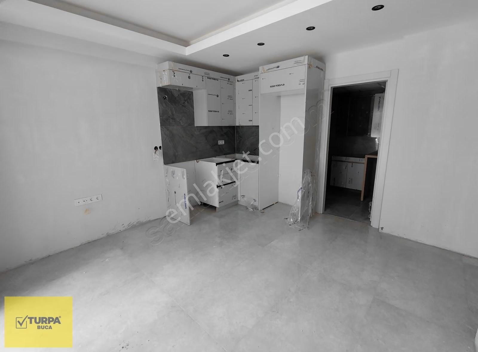 Turpa Buca'dan Satılık 1+1 Yerden Isıtmalı Sıfır Daire Efeler Mh - Görsel 17