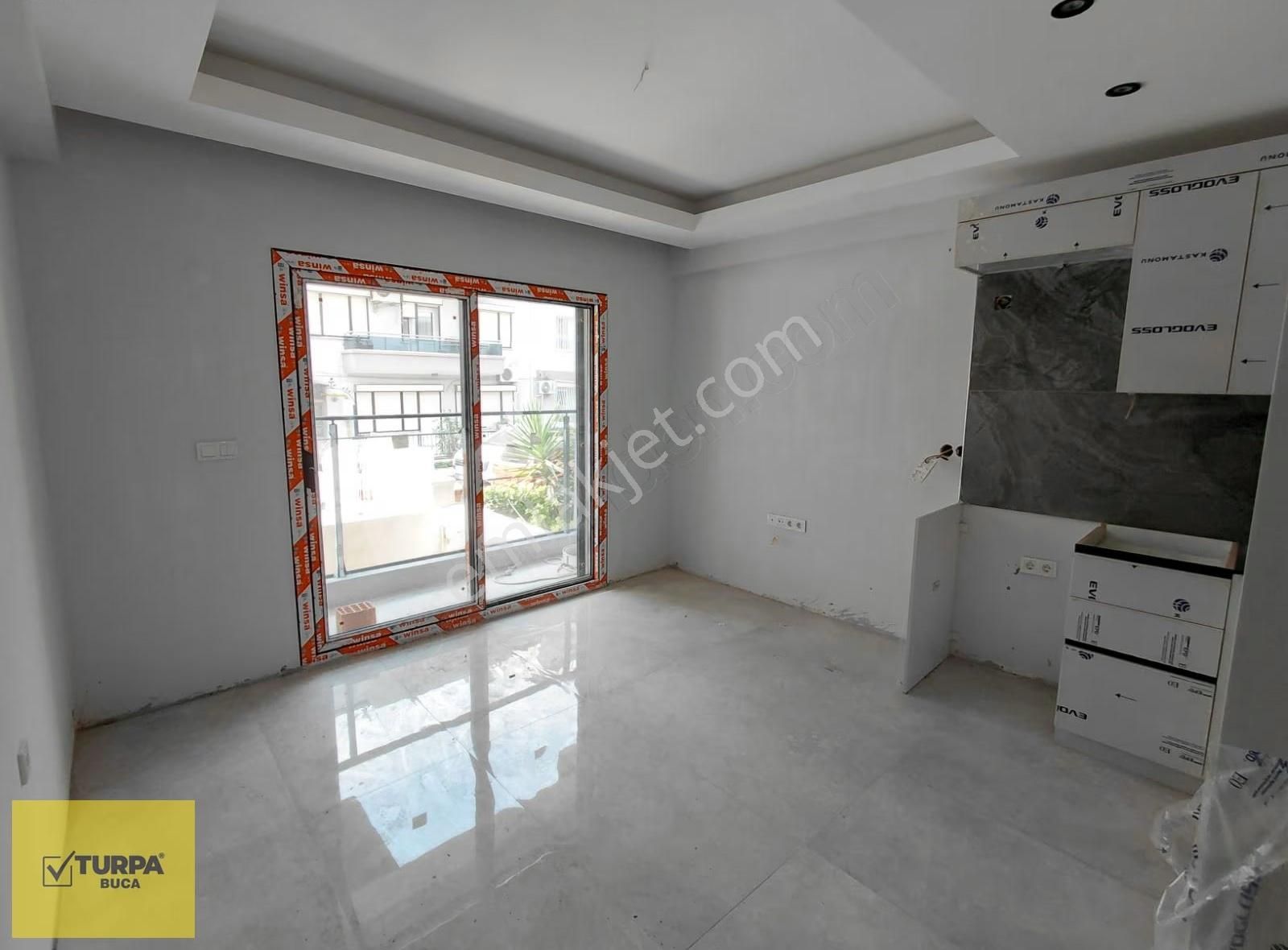 Turpa Buca'dan Satılık 1+1 Yerden Isıtmalı Sıfır Daire Efeler Mh - Görsel 15