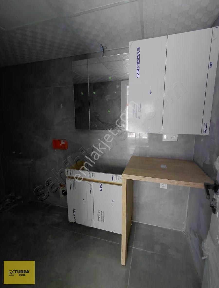 Turpa Buca'dan Satılık 1+1 Yerden Isıtmalı Sıfır Daire Efeler Mh - Görsel 9