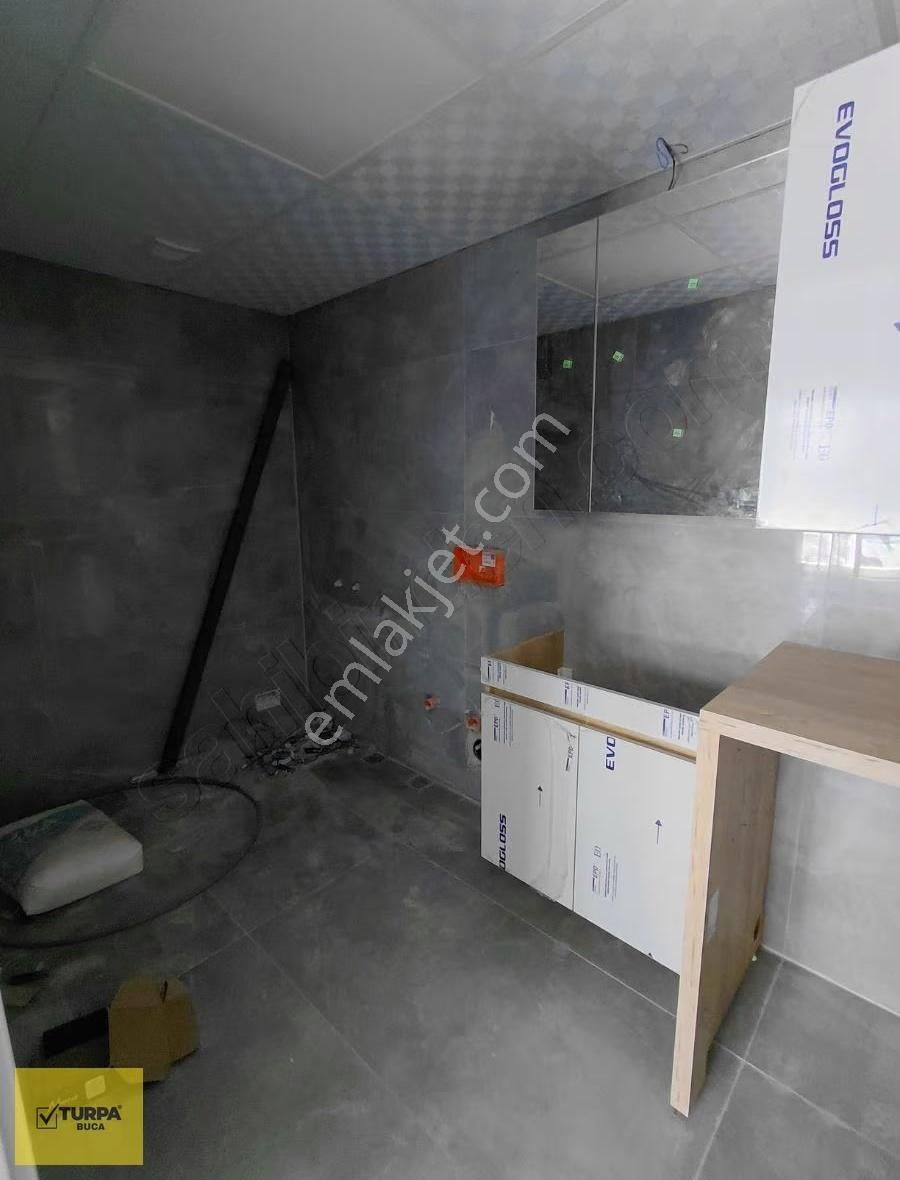 Turpa Buca'dan Satılık 1+1 Yerden Isıtmalı Sıfır Daire Efeler Mh - Görsel 16