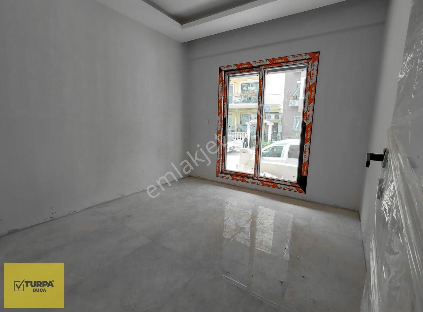 Turpa Buca'dan Satılık 1+1 Yerden Isıtmalı Sıfır Daire Efeler Mh - Görsel 12