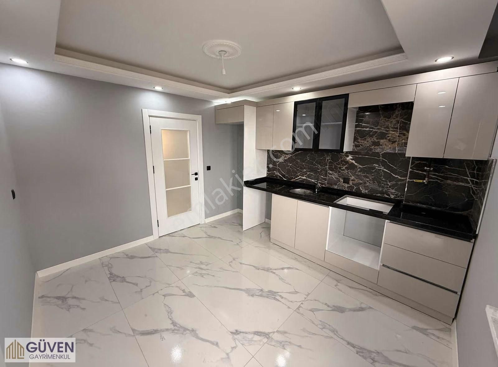 Bağlarbaşı Mah. Tuzla Caddesi Üzeri 2+1 95m2 Lüks Daire - Görsel 13