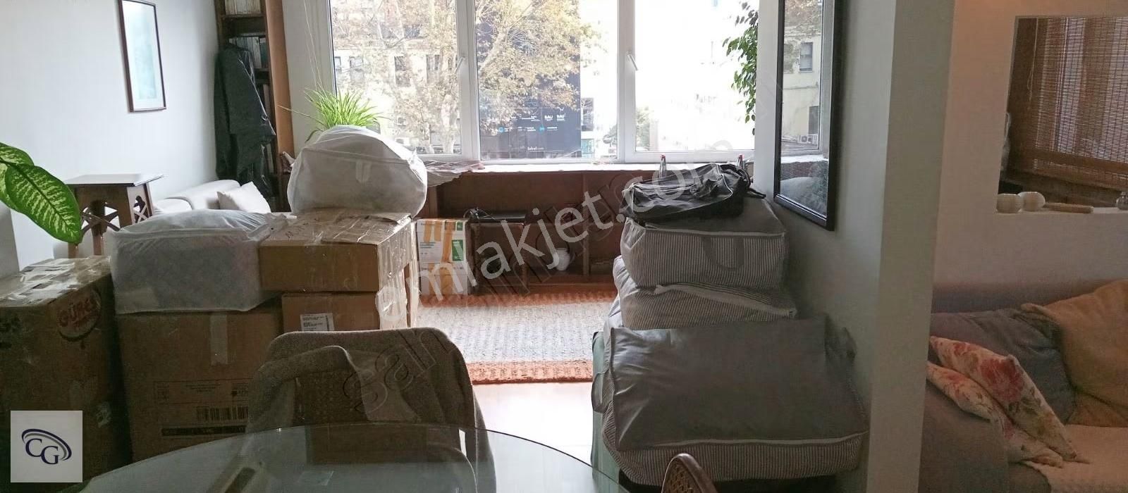 Besiktas Cırağan Cadde Üzerinde Bau Yani Deniz Manzaralı - Görsel 12