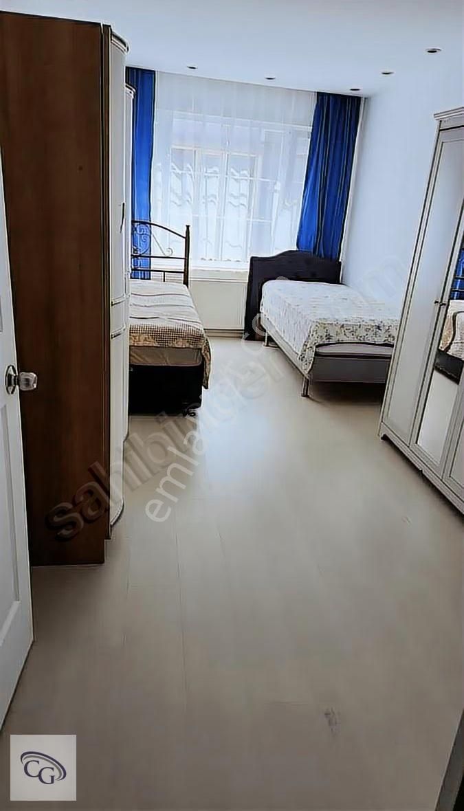 Besiktas Akaretlere Komşu Şair Nedim Cadd. 2 Adim - Görsel 2