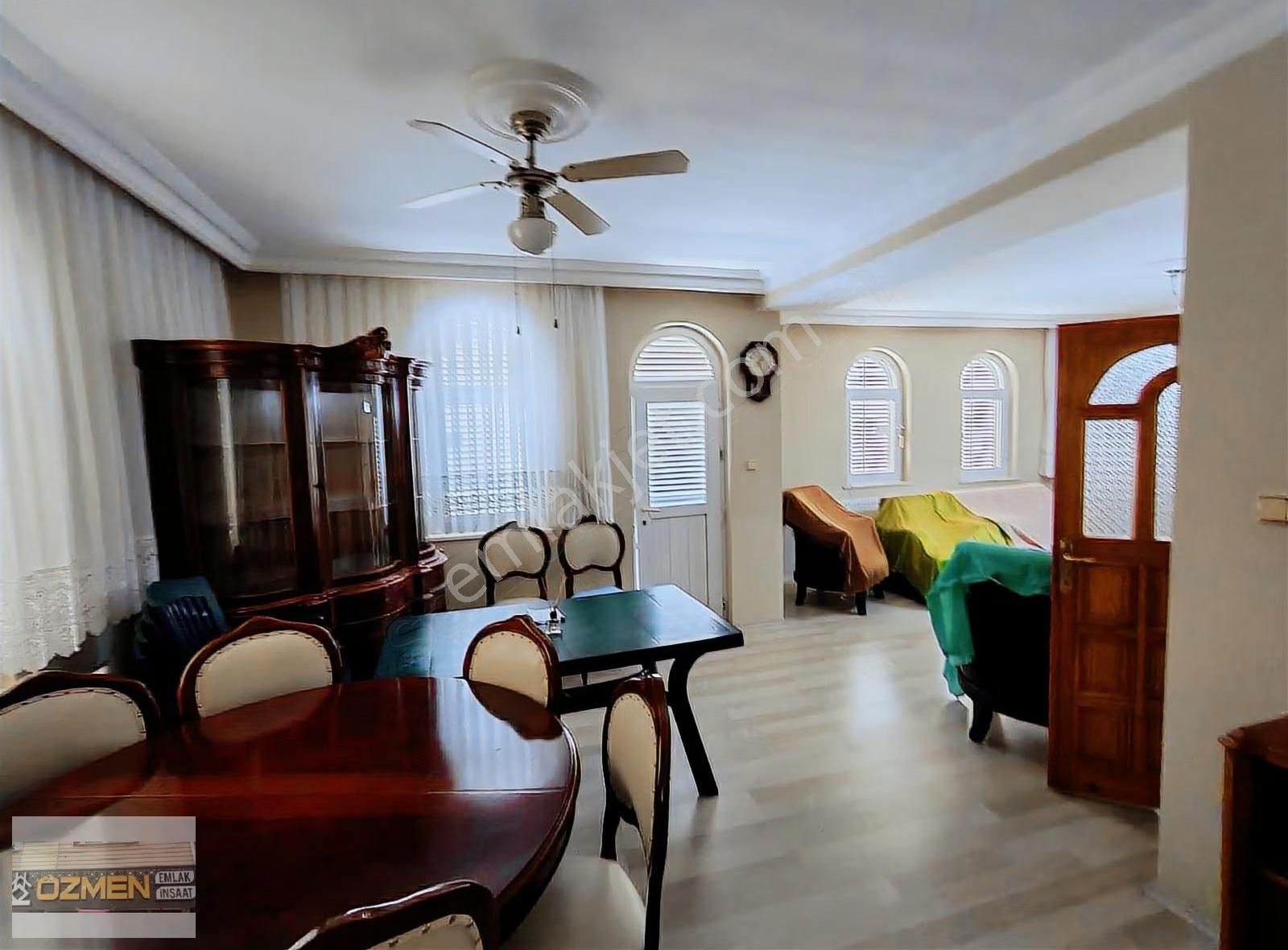 6+1 Tripleks Villa 277 M2 Arsa Üstünde Denize 60 Metre Fırsat - Görsel 20