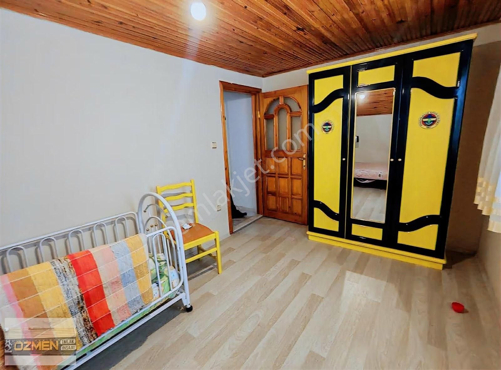 6+1 Tripleks Villa 277 M2 Arsa Üstünde Denize 60 Metre Fırsat - Görsel 5