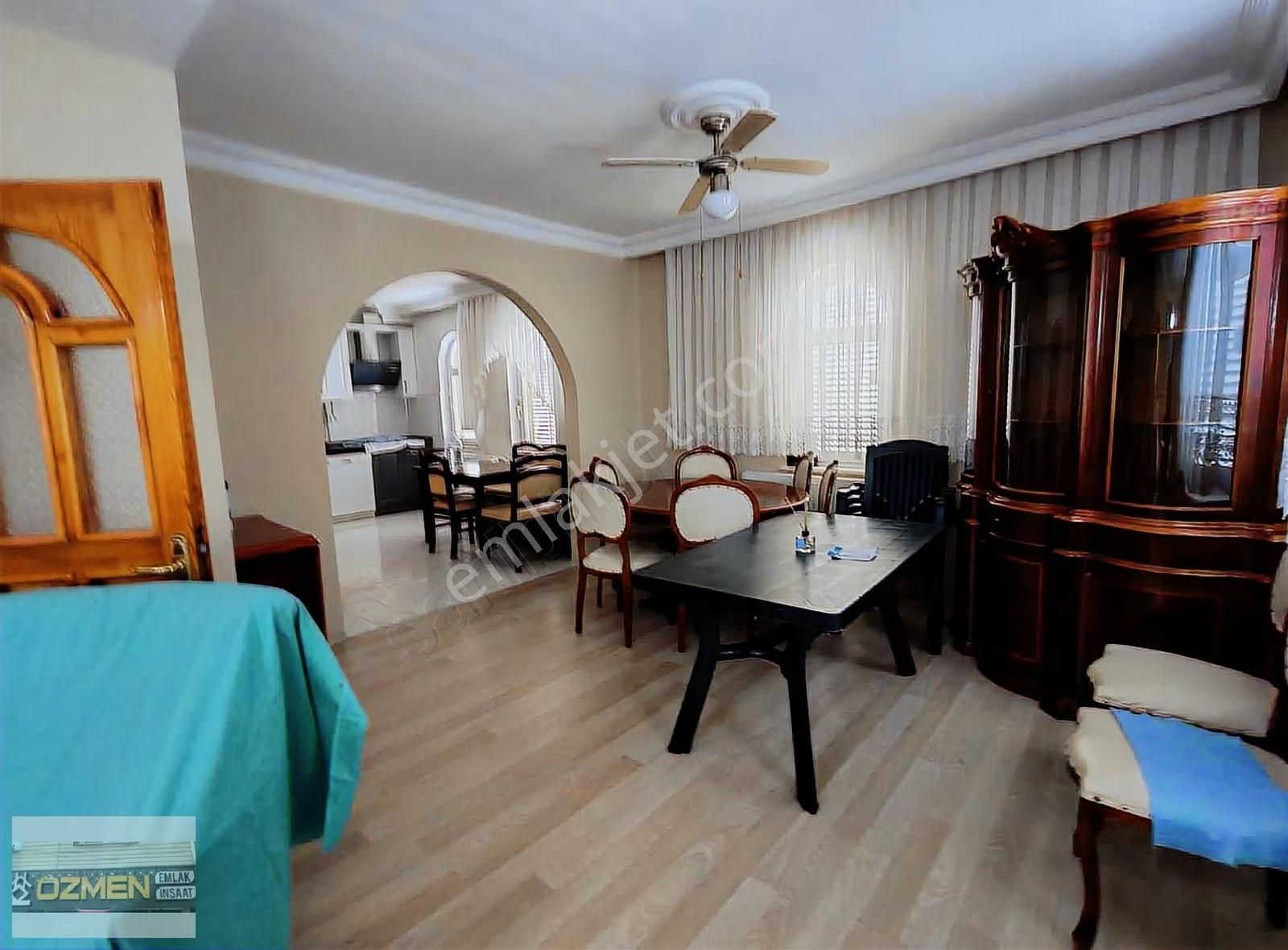 6+1 Tripleks Villa 277 M2 Arsa Üstünde Denize 60 Metre Fırsat - Görsel 16