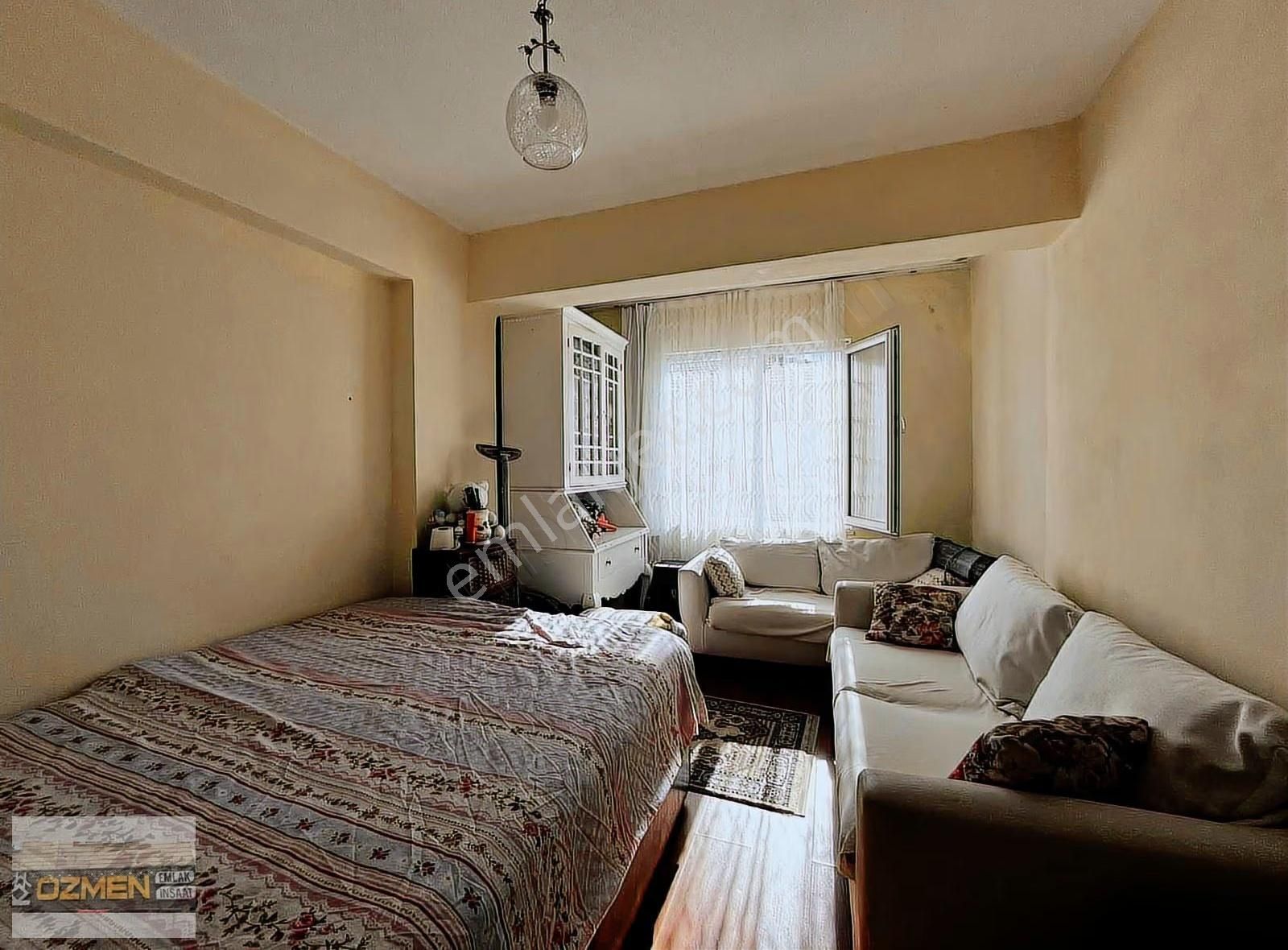 Özmen Emlaktan Havuzlu Sitede Satılık 1+1 Kelepir - Görsel 6