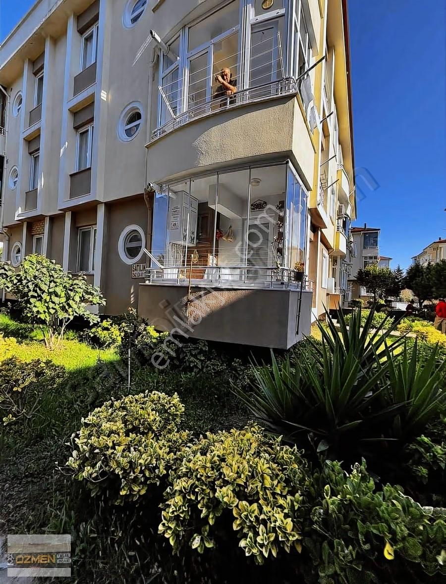 Özmen Emlaktan Havuzlu Sitede Satılık 1+1 Kelepir - Görsel 8