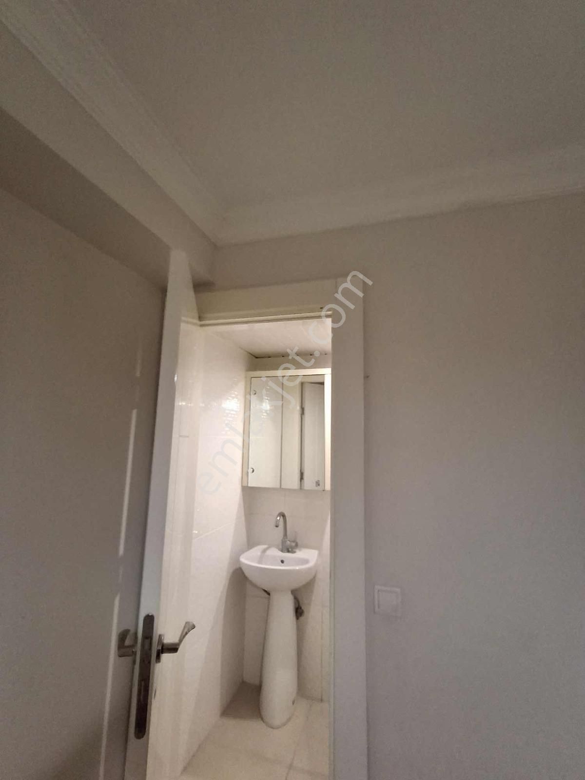 Antalya Konyaaltı Hurma Merkez Tertemiz Geniş 3+1 2 Banyo - Görsel 9