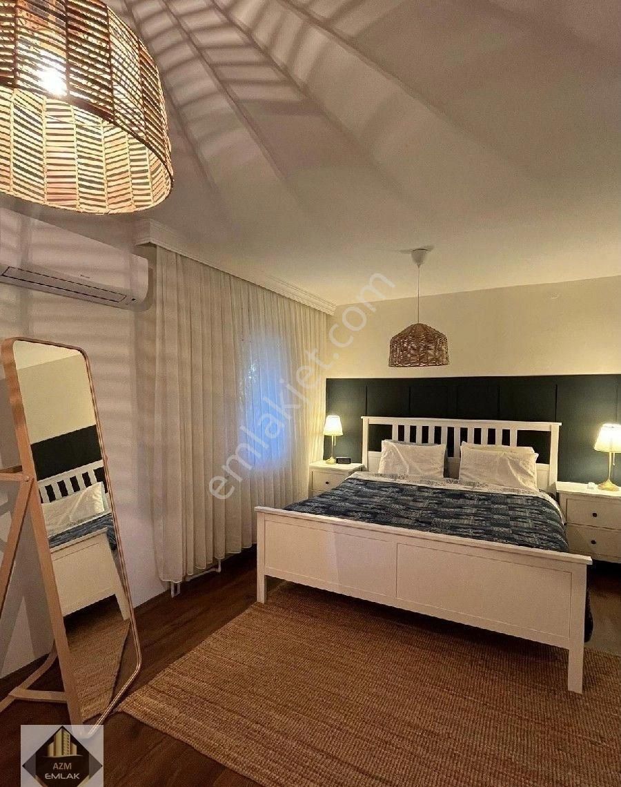 Güzelbahçe Gül Sitesinde 3+1 Tadilatlı Dubleks Villa - Görsel 20