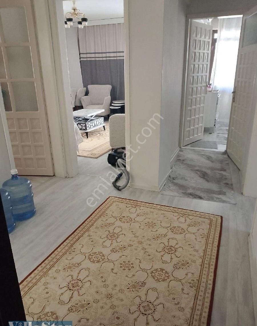 Ege Mahallesinde, Doğalgaz Kombili, 140 M2 3+1 Firsat Daire.. - Görsel 17