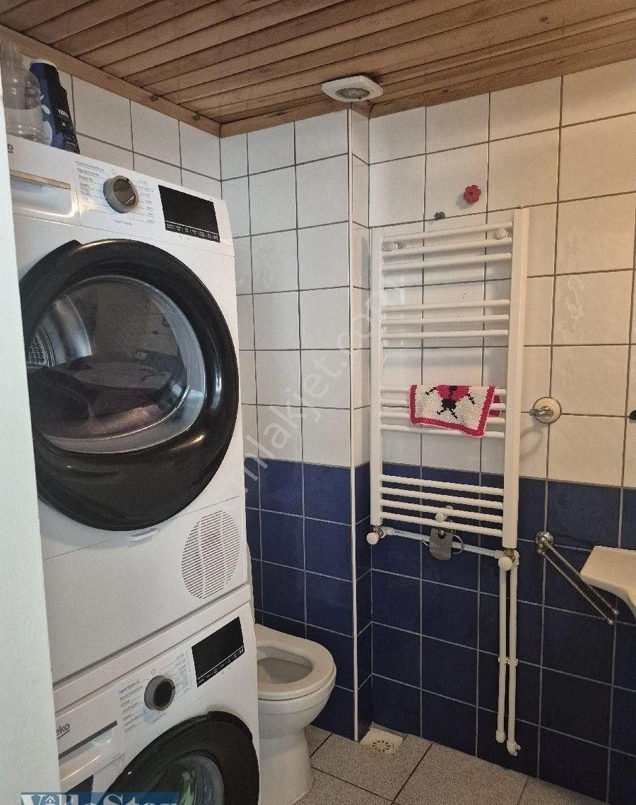 Ege Mahallesinde, Doğalgaz Kombili, 140 M2 3+1 Firsat Daire.. - Görsel 10