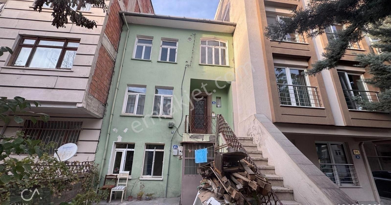 Yenimahalle Tepealtı Mah. Ragıp Tüzün Cad Üzeri 2+1 80 M2 Kiralık - Görsel 20