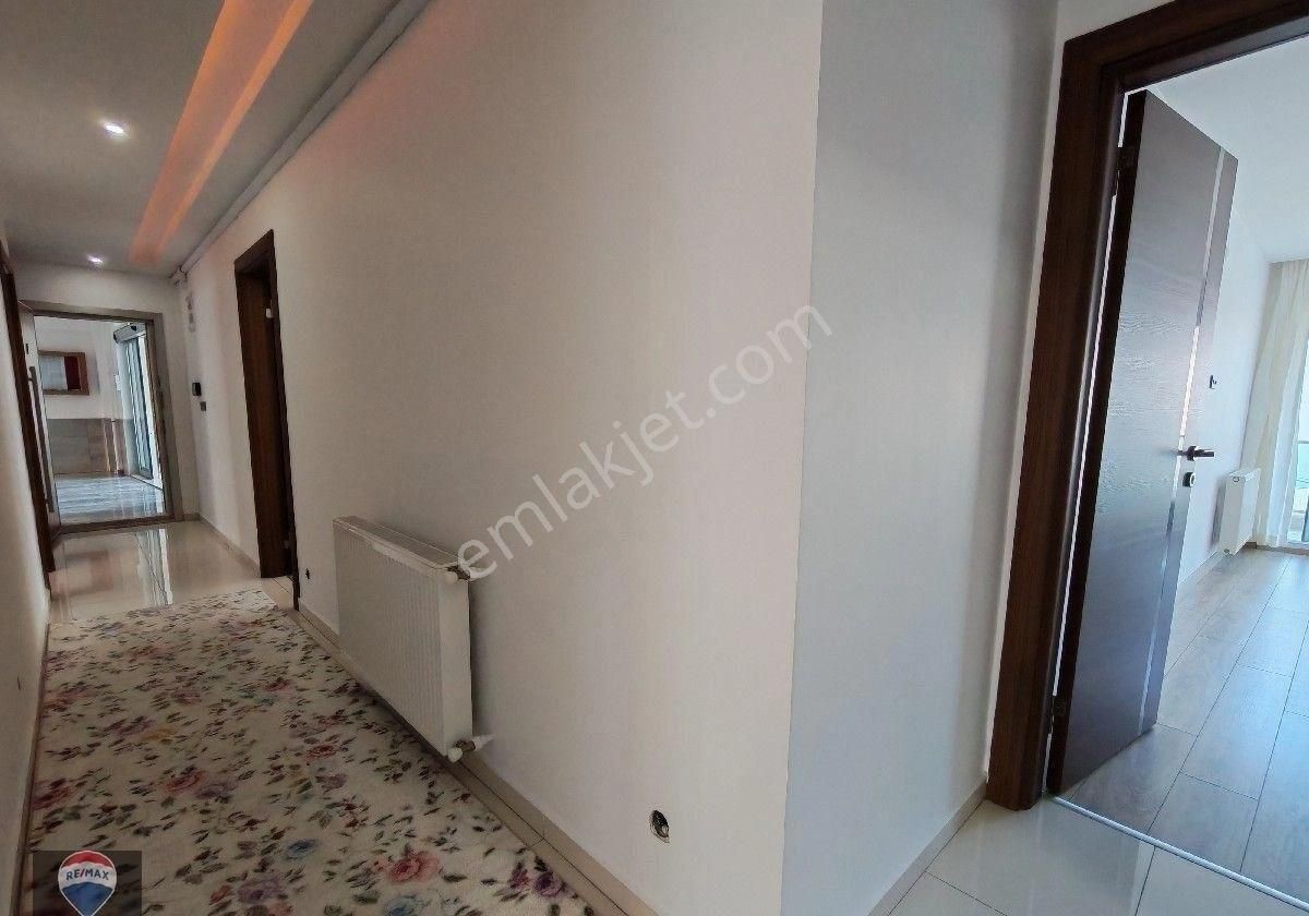 Kuşadası Değirmendere Mah. Adasiesta Sitesinde,açık/kapalı Havuzlu,oyun Parklı,doğalgazlı, Geniş 3+1 - Görsel 7