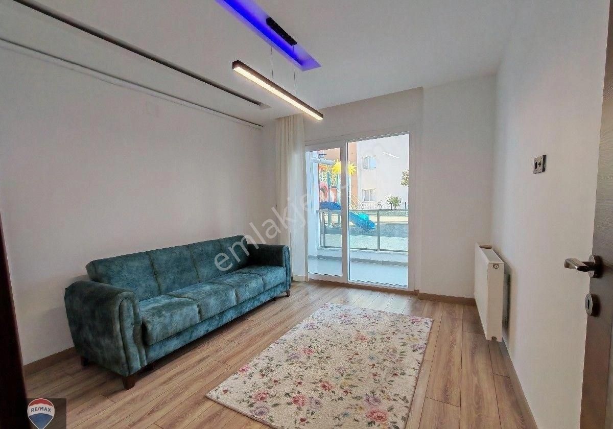 Kuşadası Değirmendere Mah. Adasiesta Sitesinde,açık/kapalı Havuzlu,oyun Parklı,doğalgazlı, Geniş 3+1 - Görsel 16