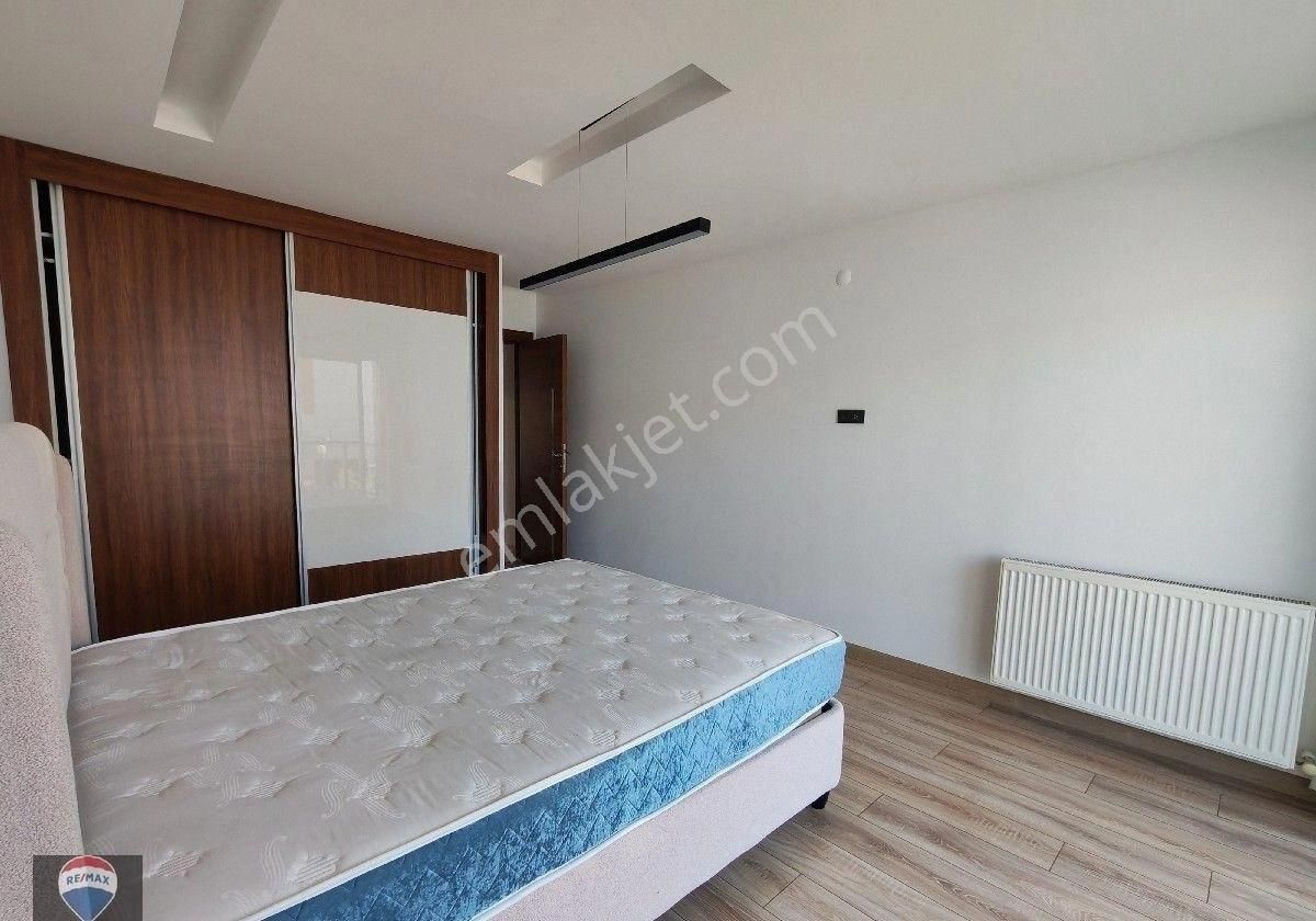 Kuşadası Değirmendere Mah. Adasiesta Sitesinde,açık/kapalı Havuzlu,oyun Parklı,doğalgazlı, Geniş 3+1 - Görsel 22