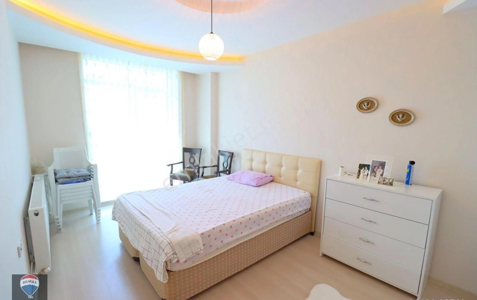 Kuşadası Havuzlu Yeni Siteiçinde Deniz Manzaralı Kaloriferli - Görsel 22