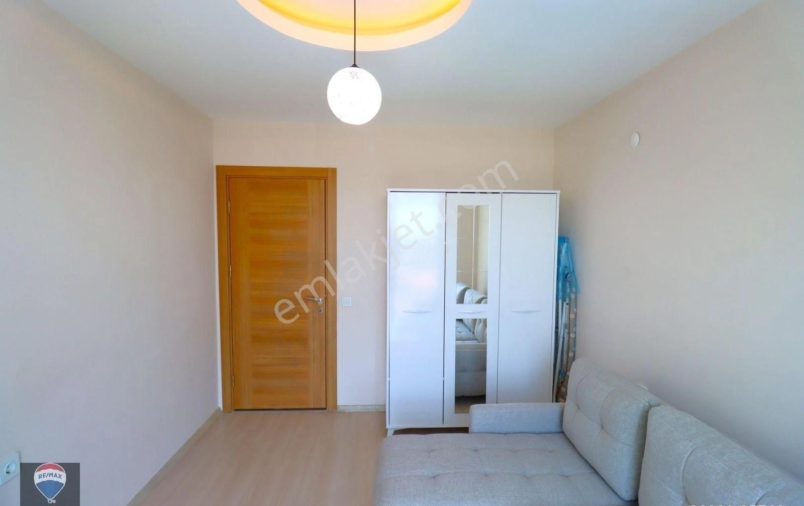 Kuşadası Havuzlu Yeni Siteiçinde Deniz Manzaralı Kaloriferli - Görsel 31