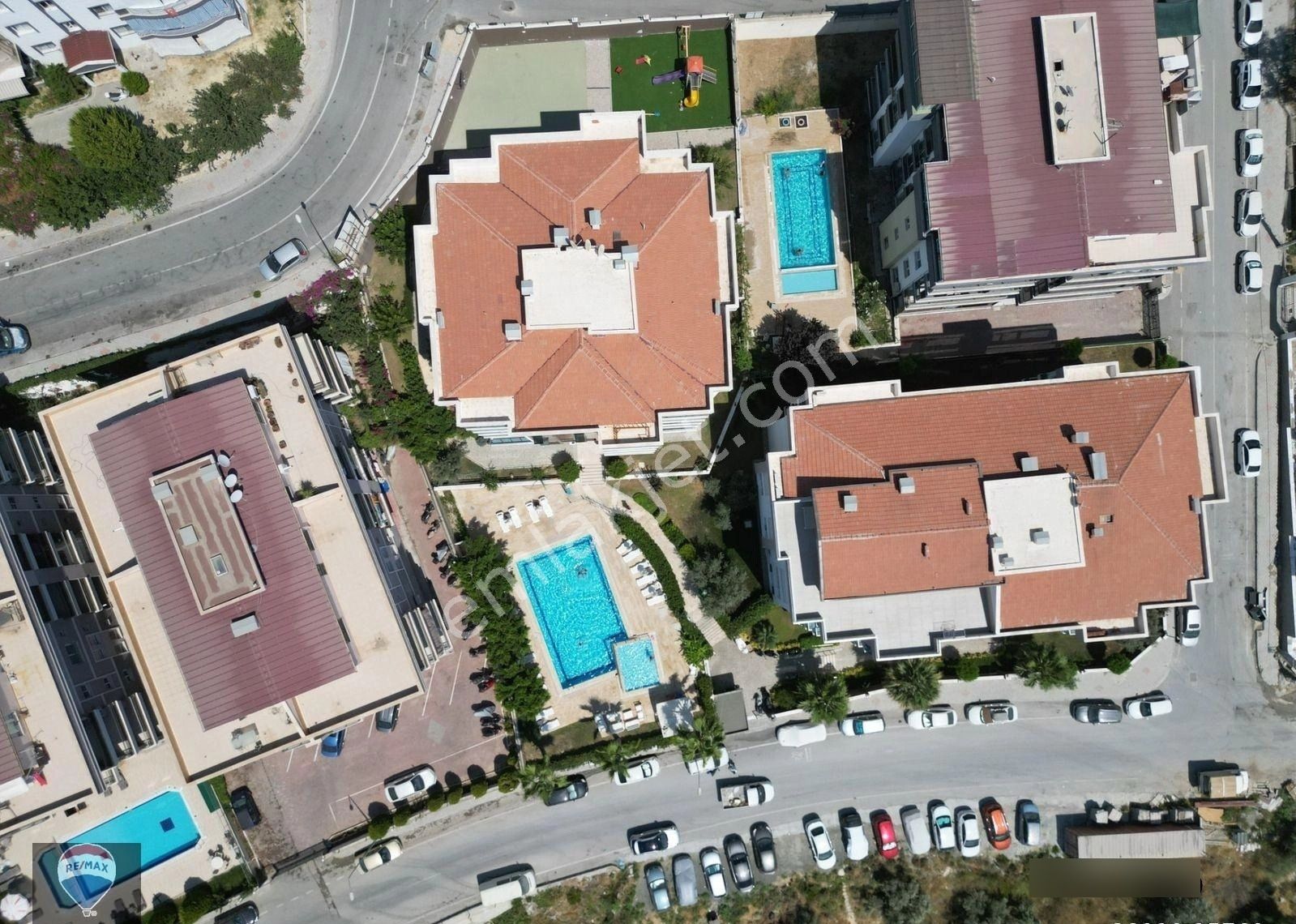 Kuşadası Havuzlu Yeni Siteiçinde Deniz Manzaralı Kaloriferli - Görsel 14