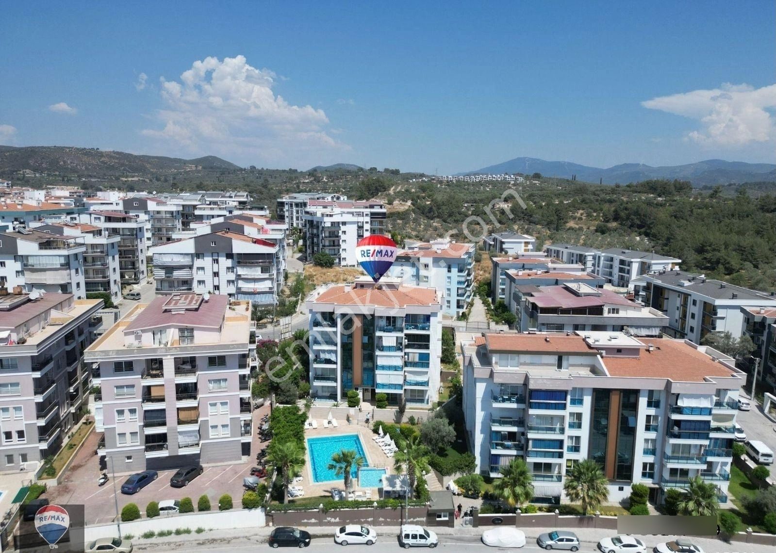 Kuşadası Havuzlu Yeni Siteiçinde Deniz Manzaralı Kaloriferli - Görsel 20