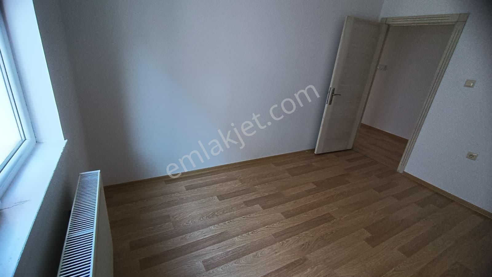 Yayla Sağlık Ocağı Yakını Asansörlü Ara Kat Kiralık 3+1 Daire - Görsel 13