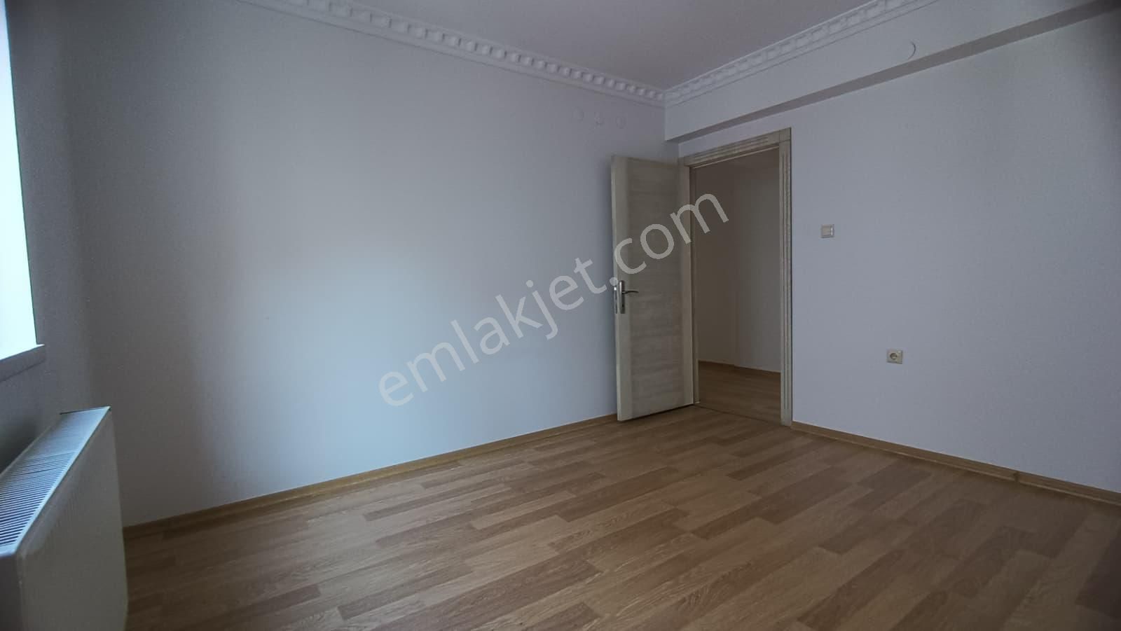 Yayla Sağlık Ocağı Yakını Asansörlü Ara Kat Kiralık 3+1 Daire - Görsel 12