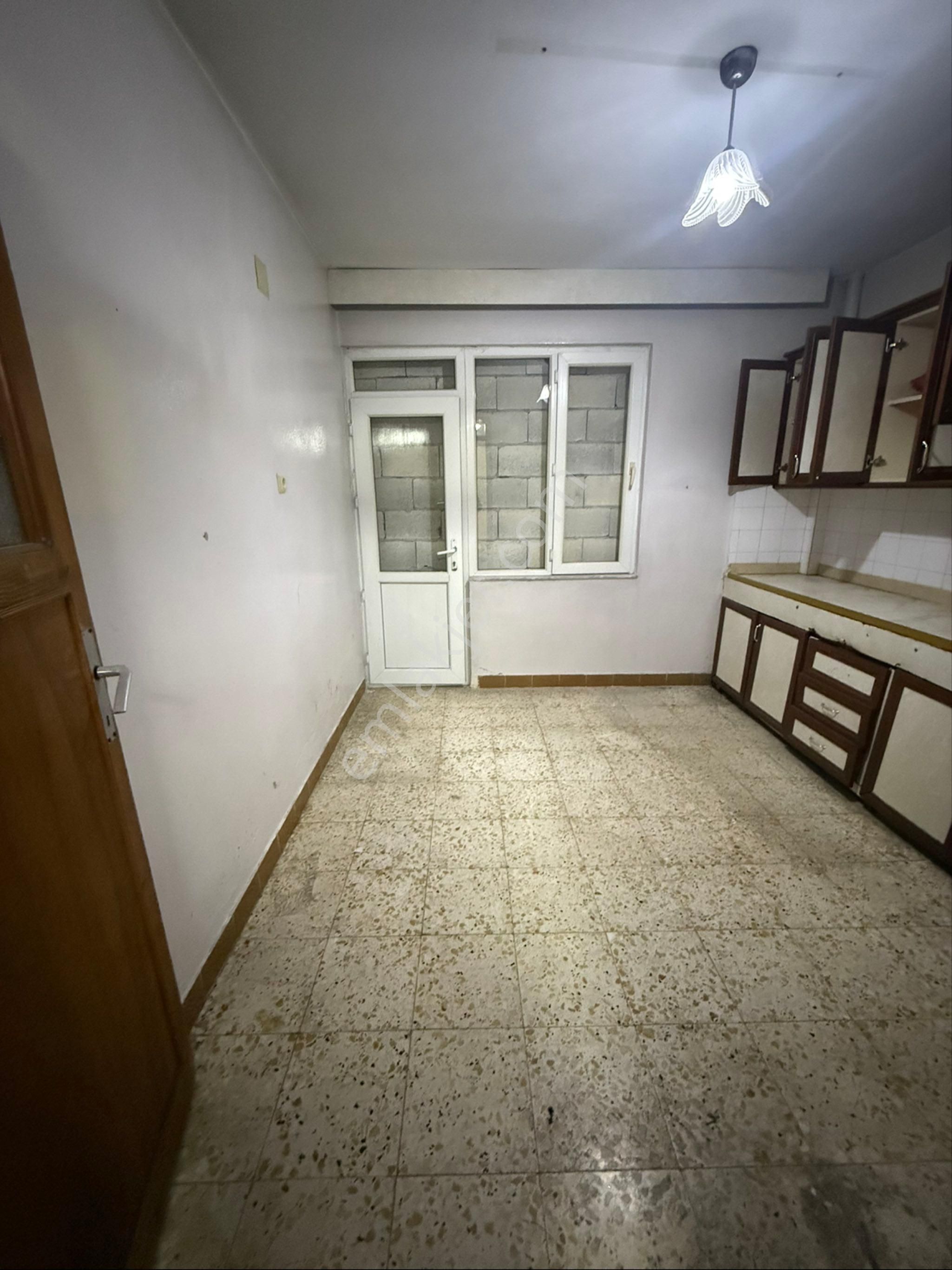 Mimarsinanda Ana Cadde Üzerinde Satılık Daire - Görsel 4