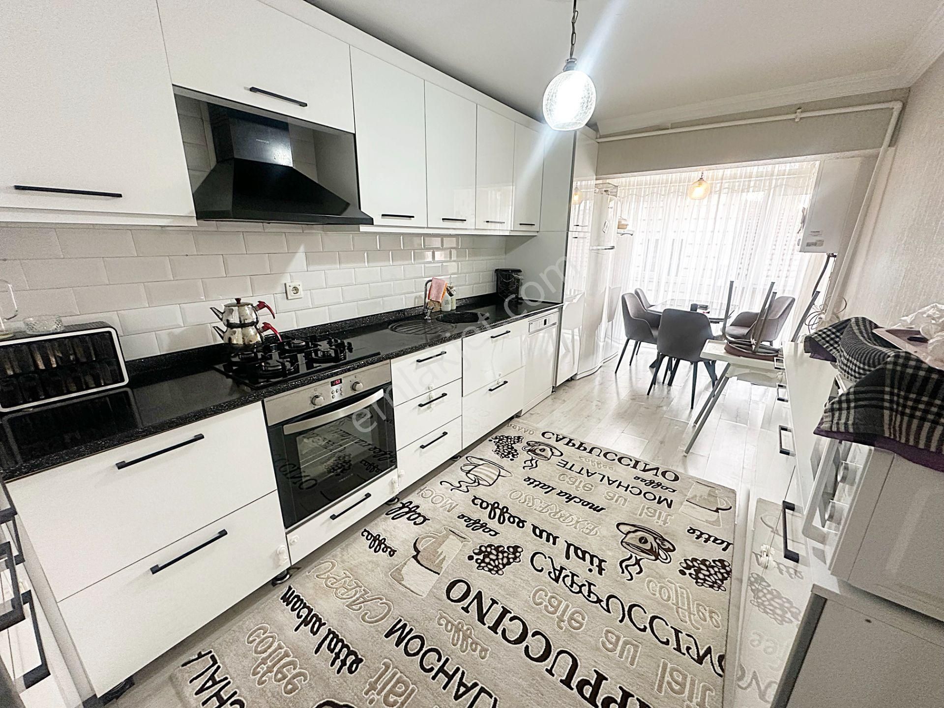 Cihan'dan Kaçırılmıycak Fırsat 2.katta Ful Yapılı Merkezde Daire - Görsel 2