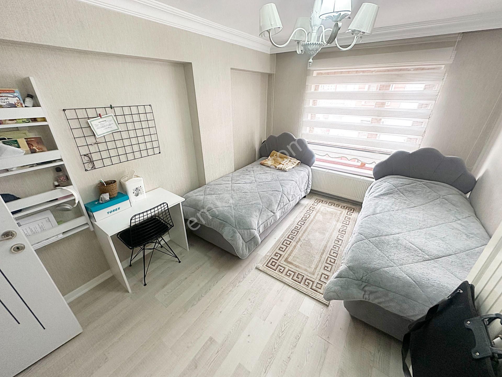 Cihan'dan Kaçırılmıycak Fırsat 2.katta Ful Yapılı Merkezde Daire - Görsel 15