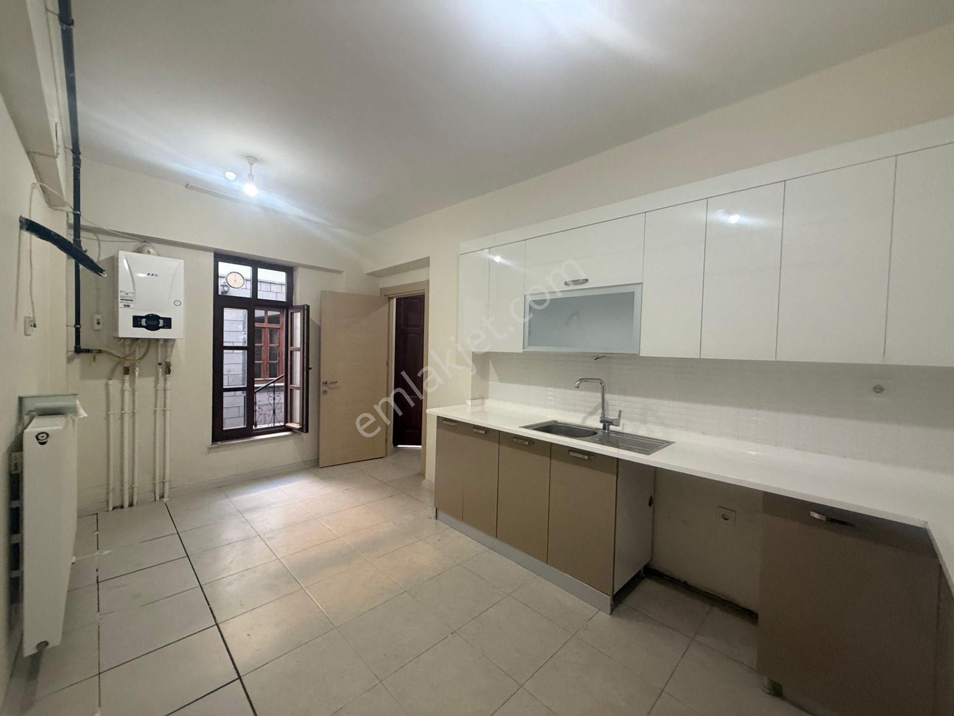 Diyarbakırın Turistik Bölgesinde Köşk Havasında 3+1 2 Katlı Villamız Sizlerle - Görsel 15