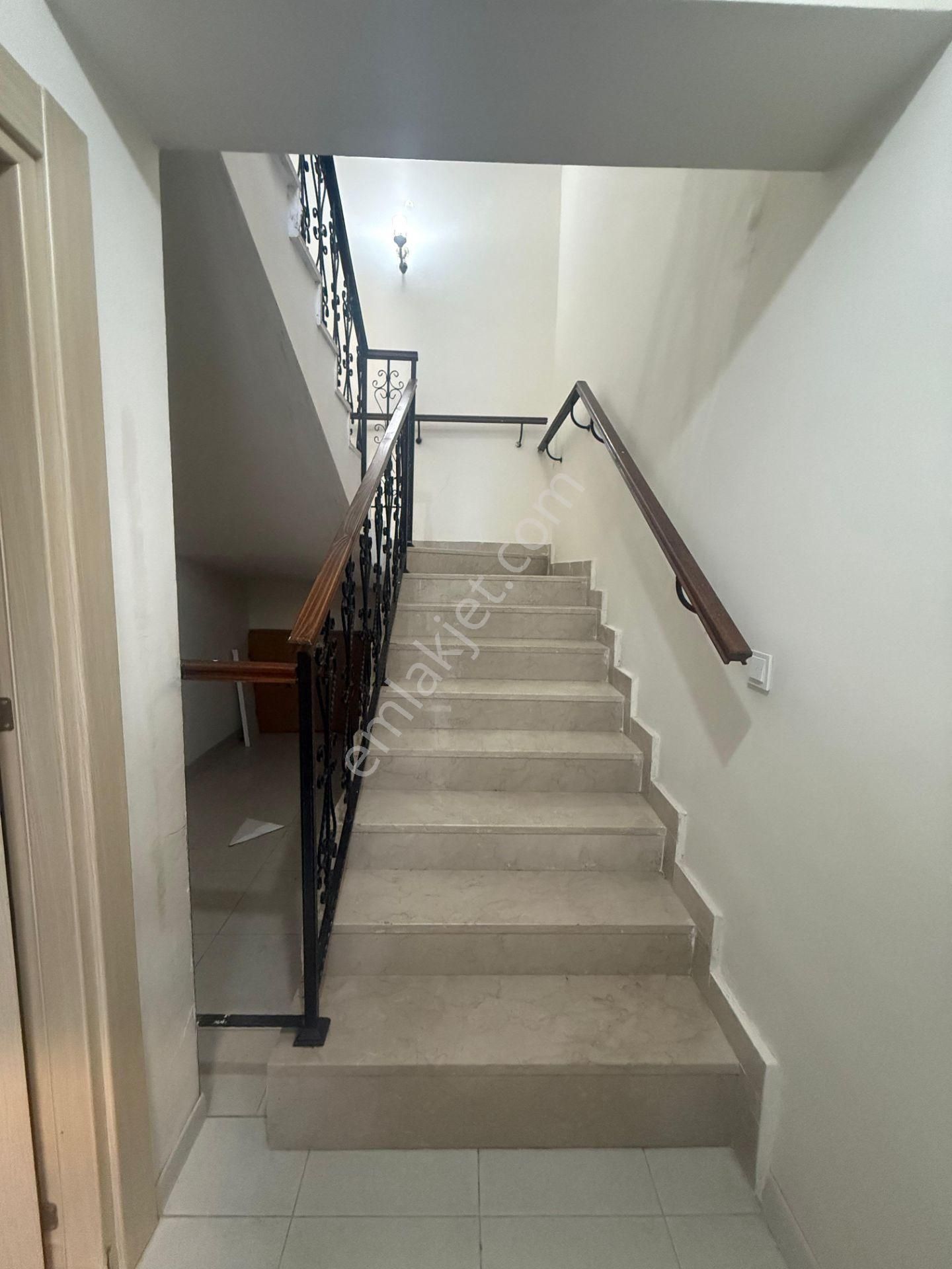 Diyarbakırın Turistik Bölgesinde Köşk Havasında 3+1 2 Katlı Villamız Sizlerle - Görsel 17