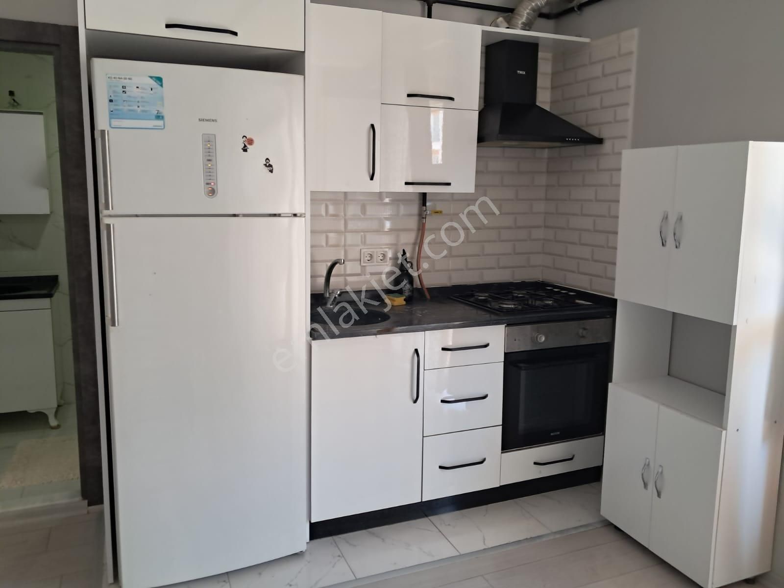 Samsun Atakum Körfez Tramvay 20 Mt Eşyalı 1+1 Acil Satılık Daire - Görsel 26