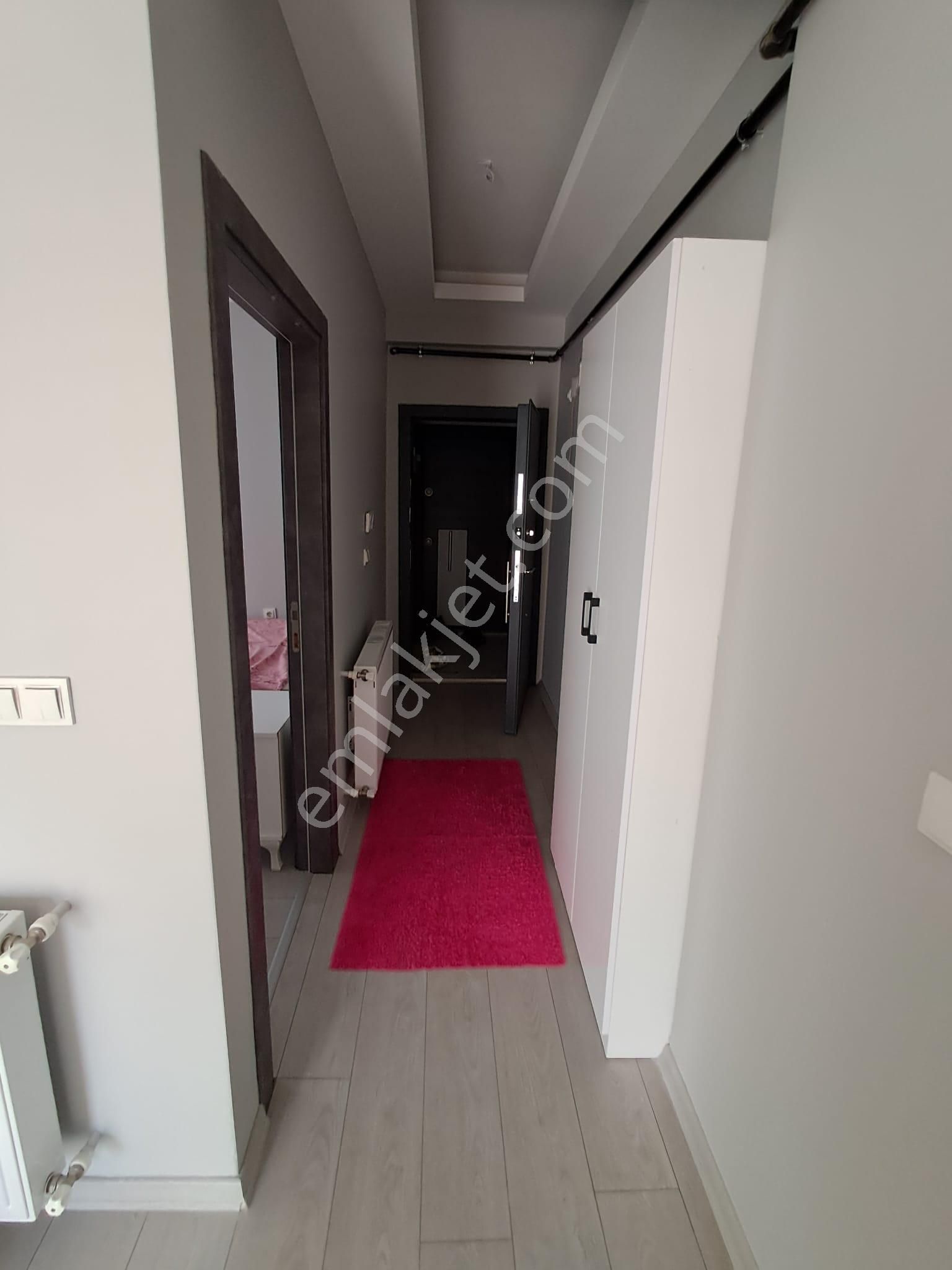 Samsun Atakum Körfez Tramvay 20 Mt Eşyalı 1+1 Acil Satılık Daire - Görsel 14