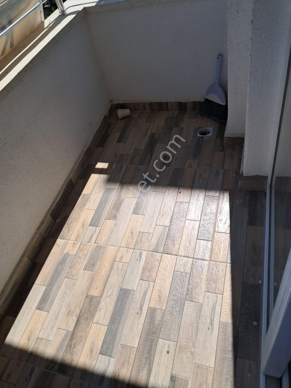 Samsun Atakum Körfez Tramvay 20 Mt Eşyalı 1+1 Acil Satılık Daire - Görsel 23