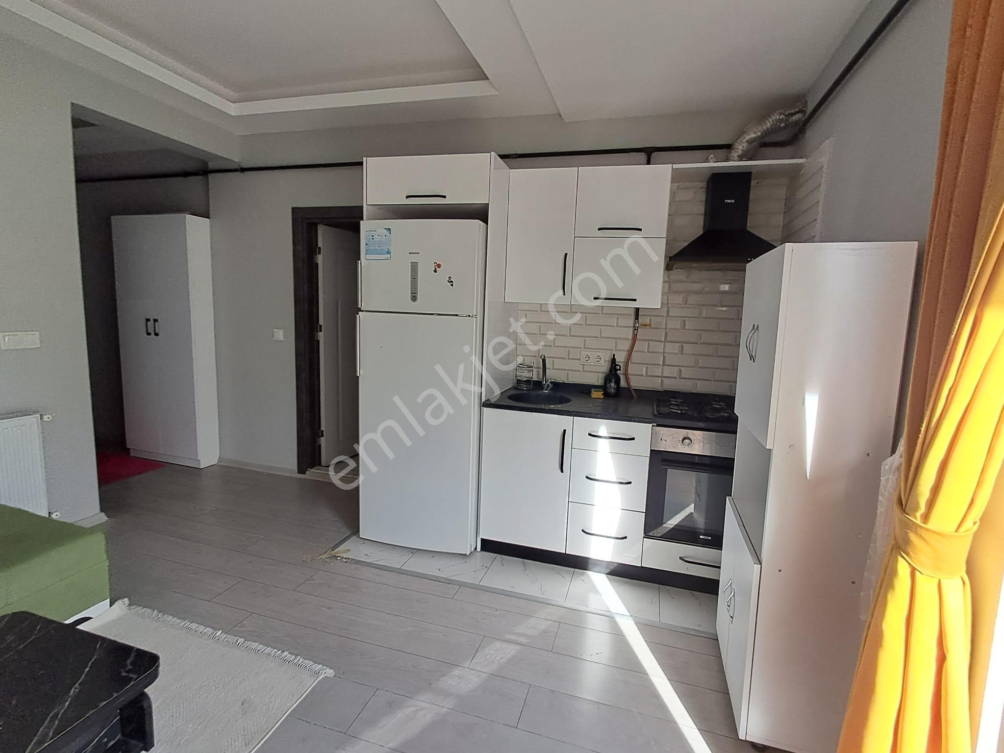 Samsun Atakum Körfez Tramvay 20 Mt Eşyalı 1+1 Acil Satılık Daire - Görsel 17