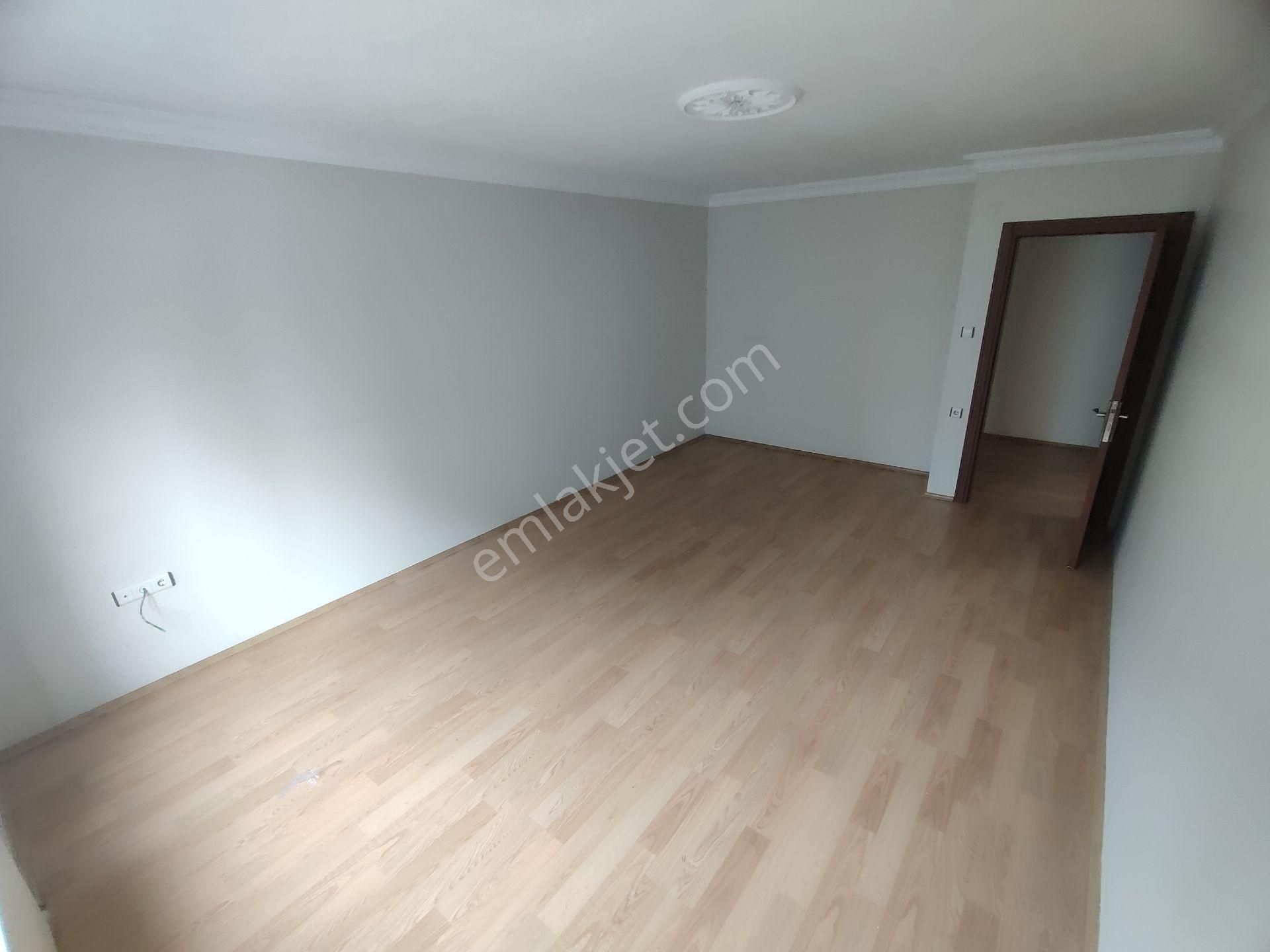 Kardeşten Edremit Merkezde Jeotermalli Ara Kat Geniş 3+1 Daire - Görsel 17